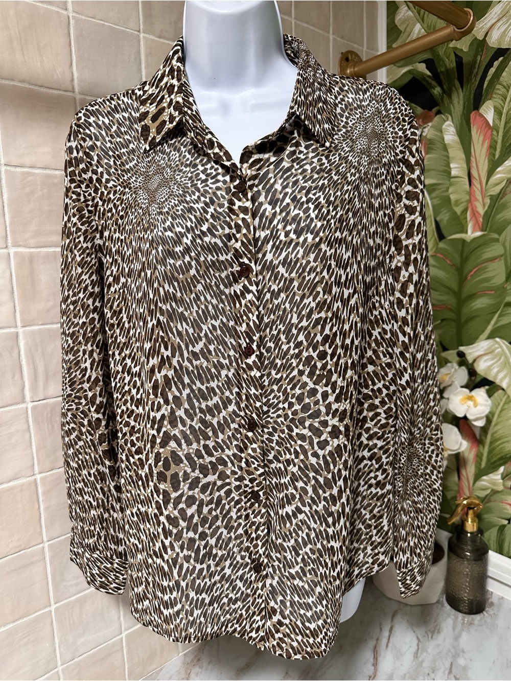 Liverpool Button Front Shirt With Inverted Pleat In Mini Abstract Animal Print